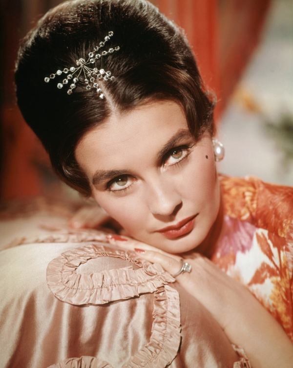 600full-jean-simmons (17)